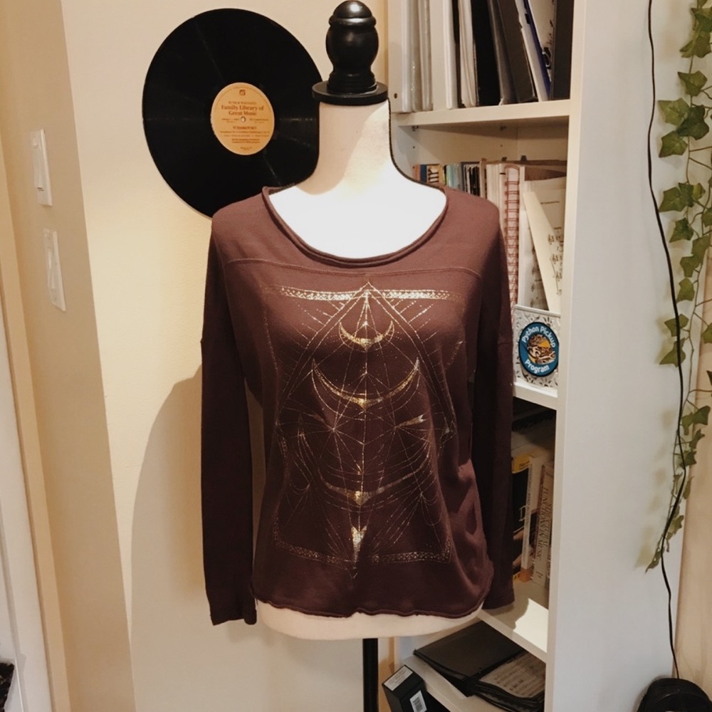 knot sisters moon long sleeve | size xs